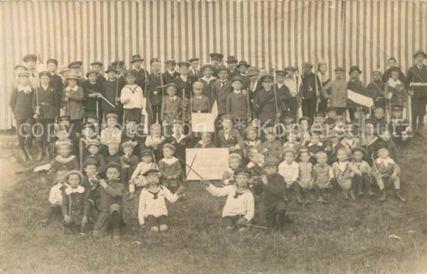 Lindenthal Koeln Lindenthaler Jugend Gruppenaufnahme Feldpost