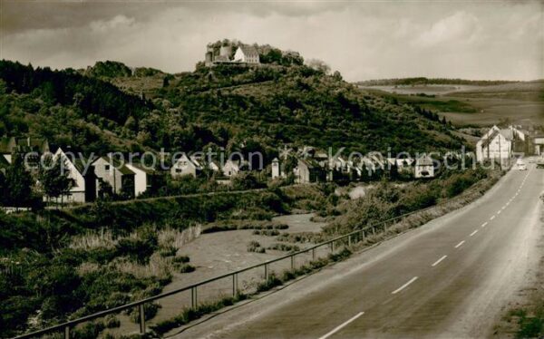 Kirn Nahe Blick auf die Nahe Woerther Weg und Kyrburg