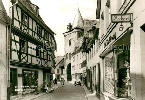 Meisenheim Glan Blick zum Untertor Baeckerei Sottong rechts