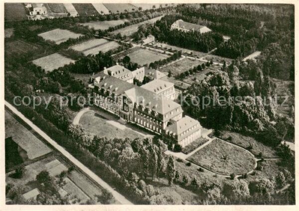 Puetzchen Fliegeraufnahme Herz-Jesu-Kloster St. Adelheid