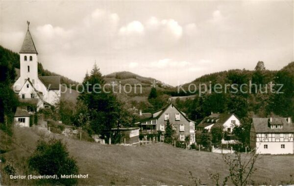 Dorlar Sauerland Martinshof m. Kirche
