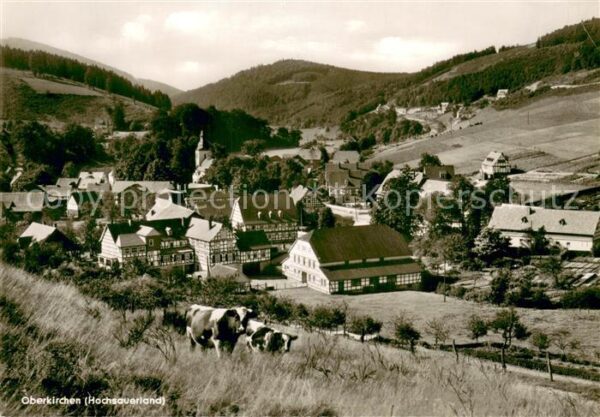 Oberkirchen Sauerland Gesamtansicht und Gasthof Schuette