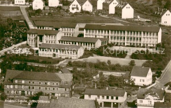 Sinn Hessen Frieden Schule Fliegeraufnahme