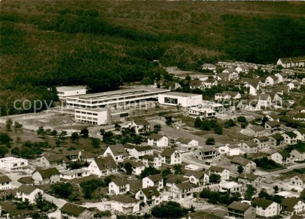 Hofheim Taunus Kreisgymnasium mit Rosenberg Fliegeraufnahme
