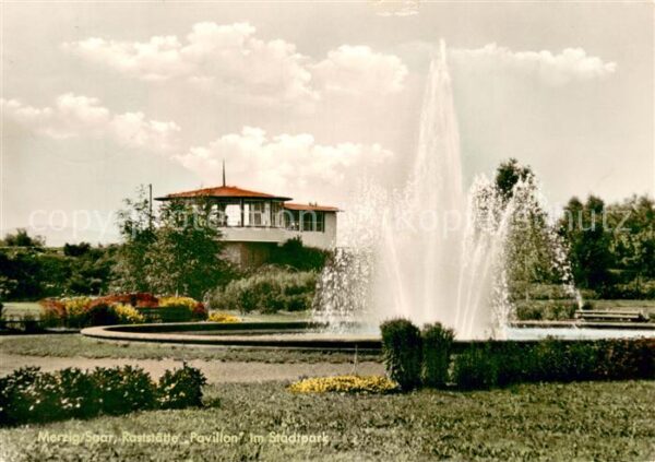 Merzig Raststaette Pavillon im Stadtpark Fontaene