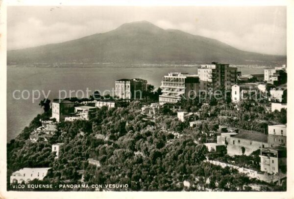 Vico Equense IT Panorama con Vesuvio