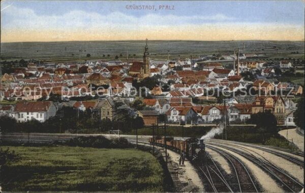 Gruenstadt Stadtansicht Dampflok