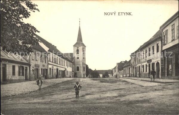 Nova Vcelnice  Strassenmotiv Kirche
