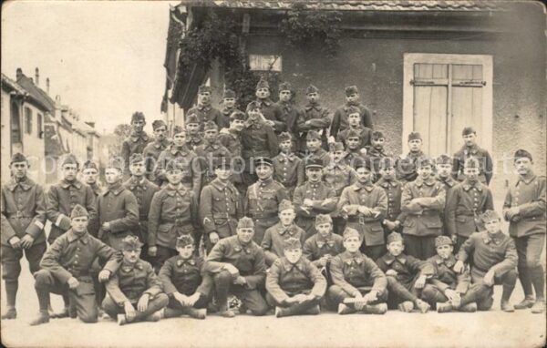 Frankreich WK1 Franzoesische Soldaten Gruppenfoto