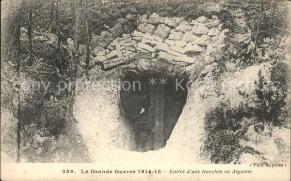 Frankreich WK1 La Grande Guerre  Entree d une tranchee en Argonne