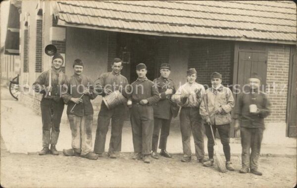 Frankreich WK1 gruppenfoto soldatenleben