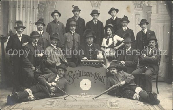 Kremsmuenster Verein Schuetzen Heil Gruppenfoto