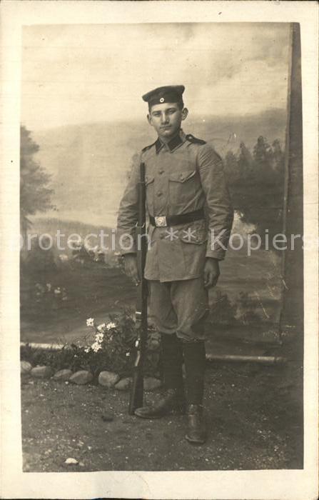 Militaria WK1 Soldat mit Gewehr