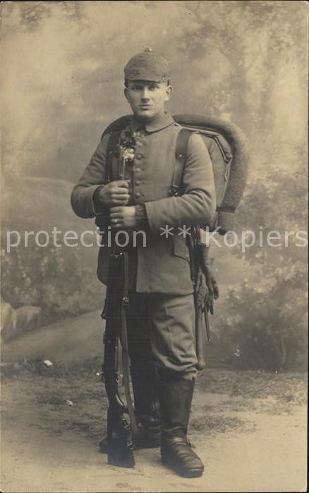 Militaria WK1 Soldat mit Gewehr