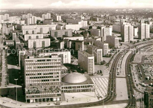 Berlin Blick vom Interhotel Stadt Berlin