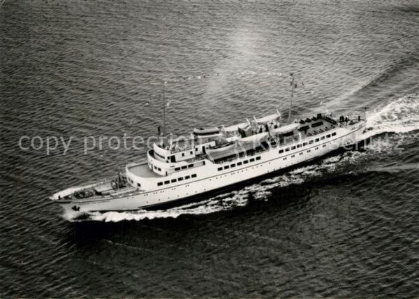 Schiffe Ships Navires Fliegeraufnahme Wappen von Hamburg auf hoher See