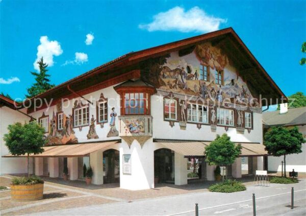 Garmisch-Partenkirchen Grasegger Haus fuer Tradition und Gegenwart