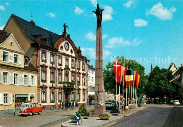 Offenburg Rathausplatz Rathaus Ursulasaeule