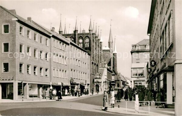 Luebeck Breite Strasse mit Rathaus