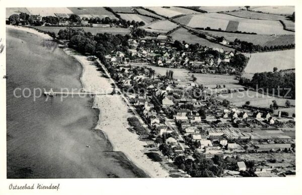 Niendorf Berkenthin Fliegeraufnahme Strand