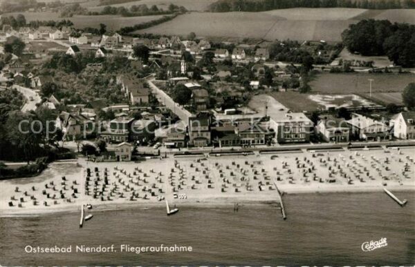 Niendorf Ostseebad Fliegeraufnahme Strand