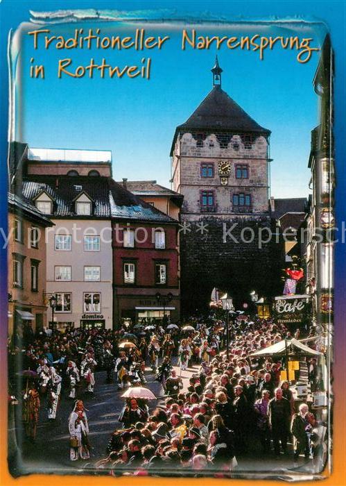 Rottweil Neckar Traditioneller Narrensprung am Schwarzen Tor Fasching
