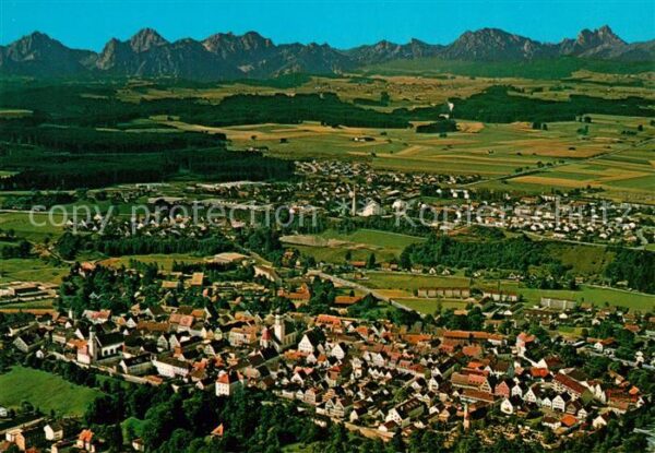 Schongau mit Tiroler und Allgaeuer Hochgebirge Fliegeraufnahme