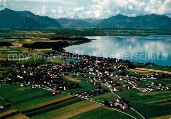 Chieming Chiemsee Blick zum Wilden Kaiser und Kampenwand Alpen Fliegeraufnahme