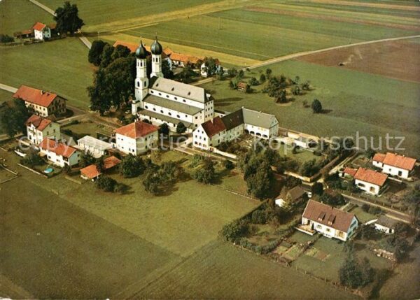 Bruckmuehl Rosenheim Wallfahrtskirche Weihenlinden Fliegeraufnahme
