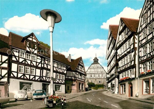 Homberg Efze Blick vom Markt zum Rathaus Fachwerkhaeuser