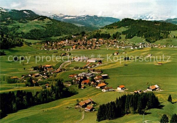 Kalzhofen mit Vorarlberger und Schweizer Alpen Fliegeraufnahme