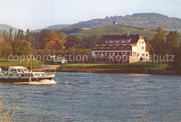 Muelheim Mosel Hotel Weinkellerei Moselhaus Selzer Motorboot