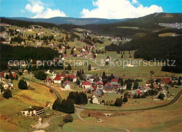 Altglashuetten Luftkurort Wintersportplatz Schwarzwald Fliegeraufnahme
