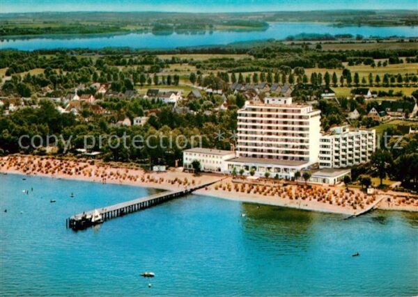 Timmendorfer Strand Ostseeheilbad Hotel Maritim Seebruecke Strand Hemmelsdorfer