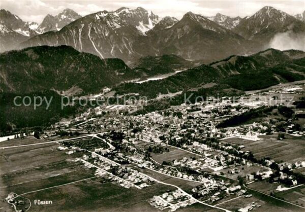 Fuessen Allgaeu mit Bad Faulenbach Fliegeraufnahme
