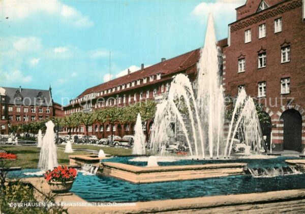 Oberhausen Friedensplatz mit Leuchtbrunnen