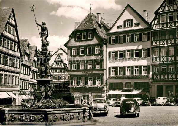 Tuebingen Marktplatz Fachwerk VW Kaefer