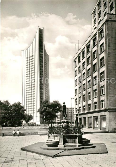 Leipzig Maegdebrunnen Universitaetsgebaeude Messestadt