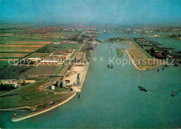 Emden Ostfriesland Aussenhafen Fliegeraufnahme