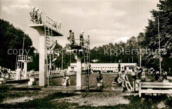 Blomberg Lippe Freibad Sprungtuerme