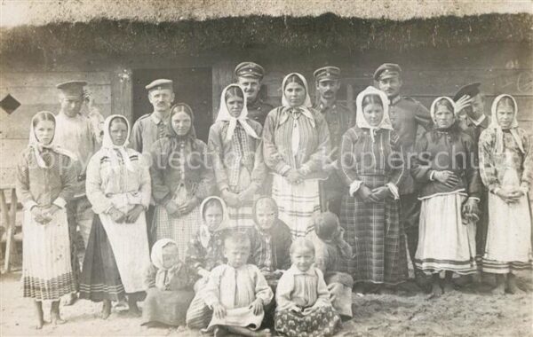 Krymno Feldbahn Regiment Frauen Kinder Gruppenfoto