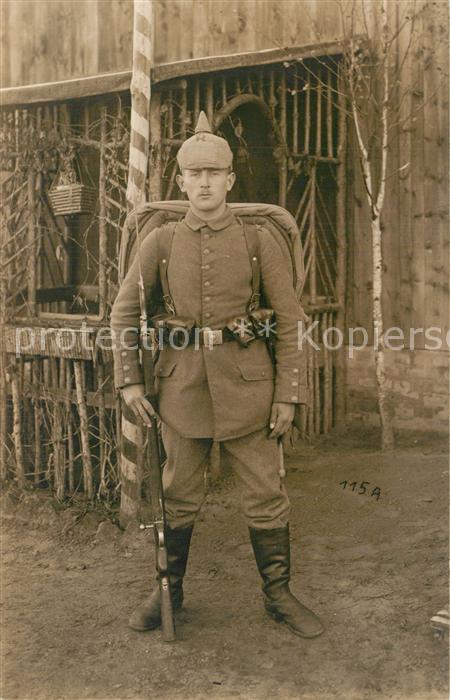 Zossen Brandenburg Militaria WKI Uniform Bajonett Pickelhaube