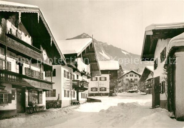 Marquartstein Alte Dorfstrasse im Winter