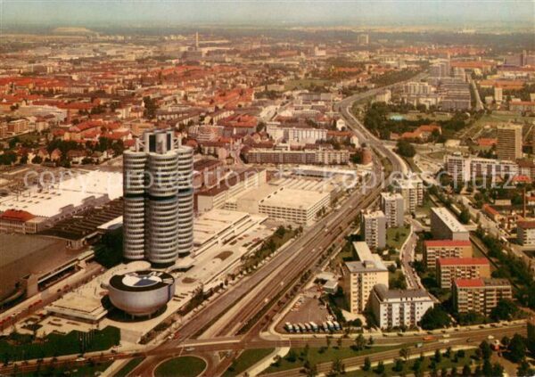 Muenchen Blick vom Fernsehturm BMW Hochhaus