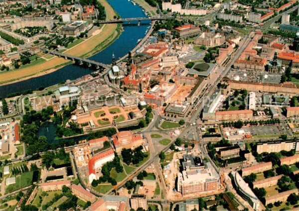 Dresden Altstaedter Seite Fliegeraufnahme