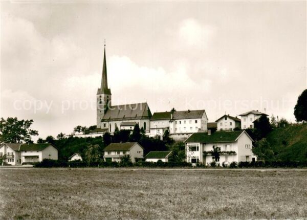 St Georgen Chiemgau Blick zur Kirche