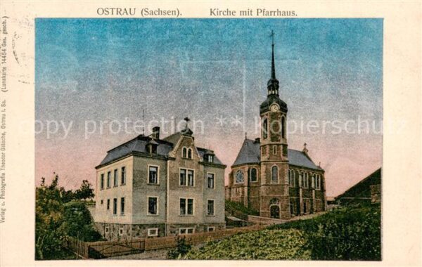 Ostrau Sachsen Kirche mit Pfarrhaus