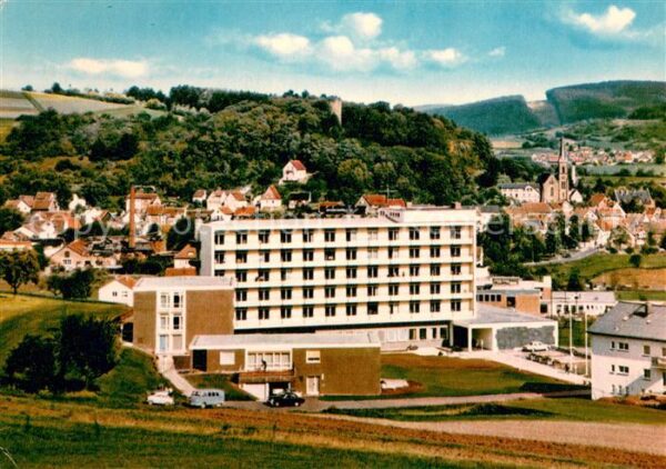 Bad Soden-Salmuenster Knappschafts Sanatorium mit Stadtblick