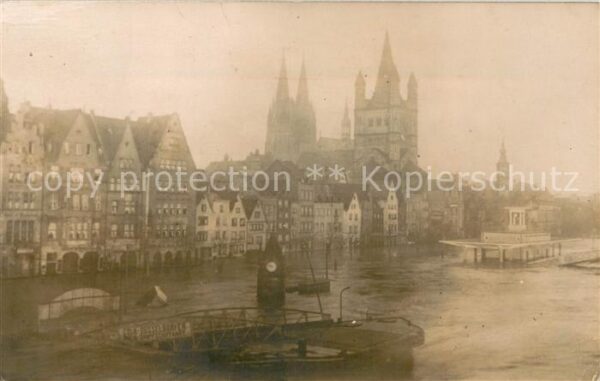 Koeln Rhein Rheinwerft beim Hochwasser 1919-20