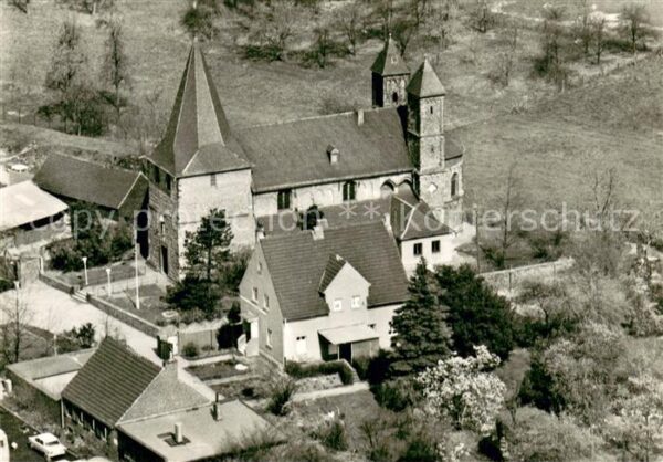 Merkenich Pfarrkirche St Amandus Fliegeraufnahme
